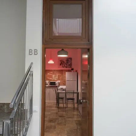Apartamentos Luxury Puente De Triana Seville Exterior photo