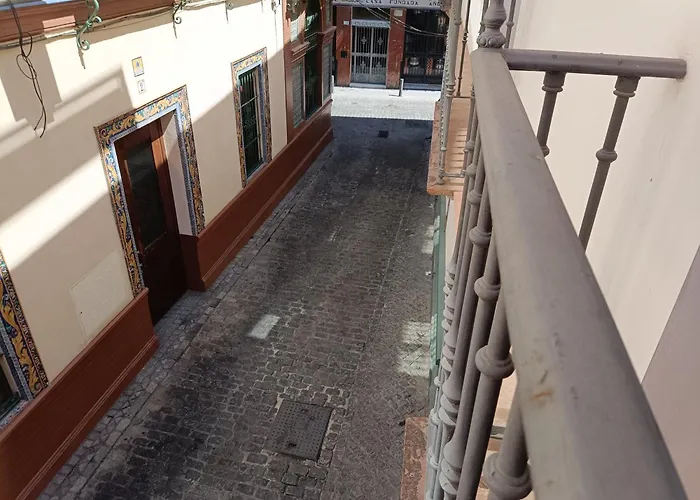 Apartamentos Luxury Puente De Triana